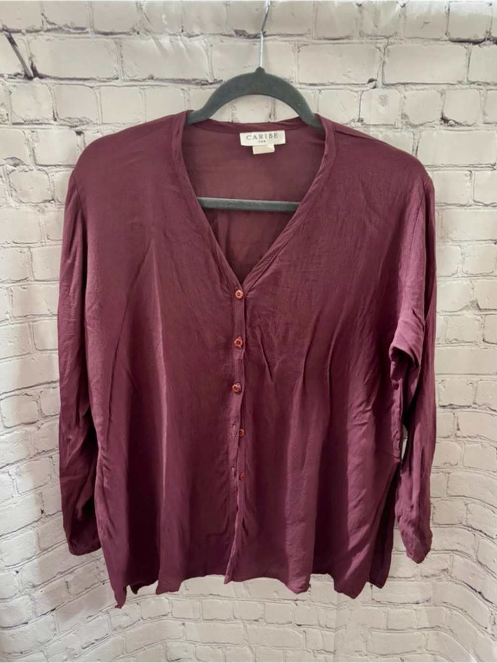 Caribe Women's Button-Front V-Neck Shirt — Burgundy